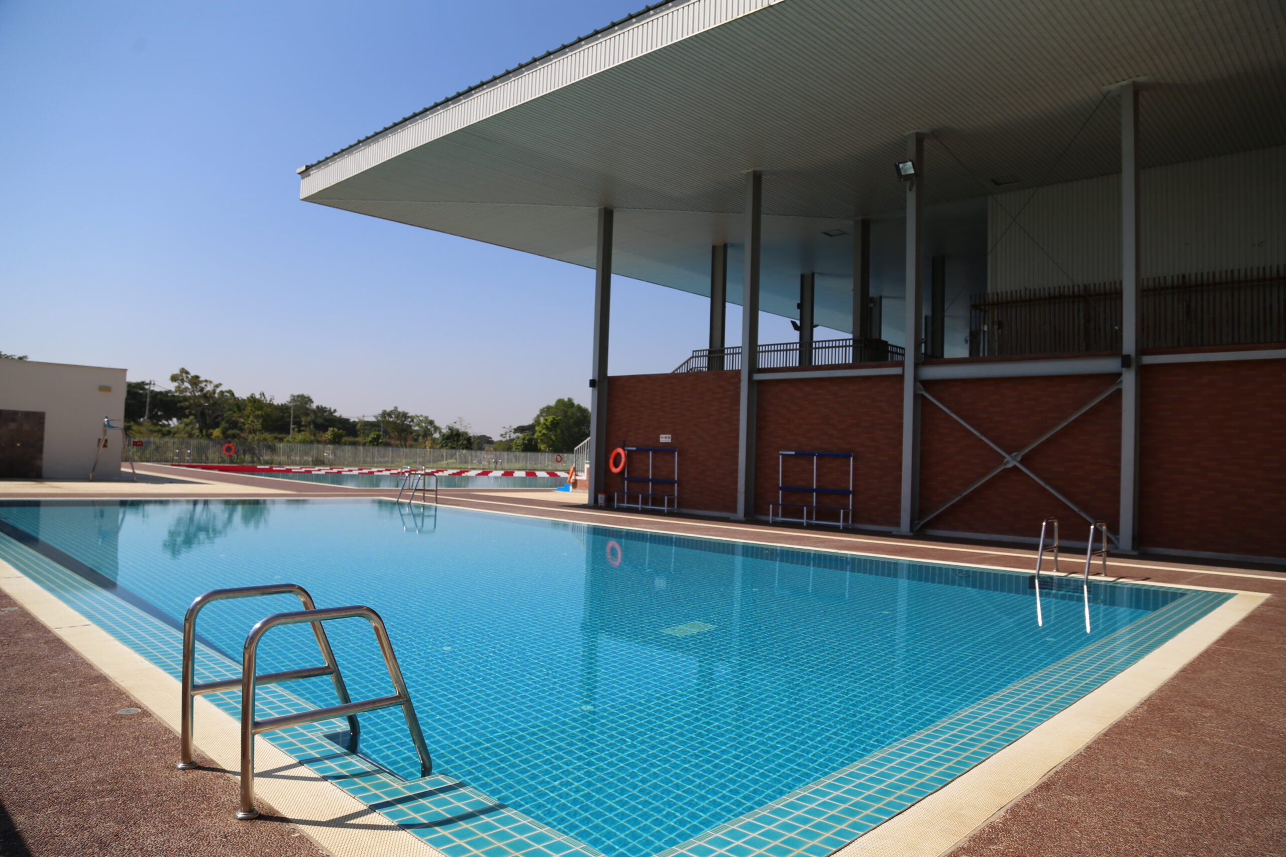 a picture of swimming pool