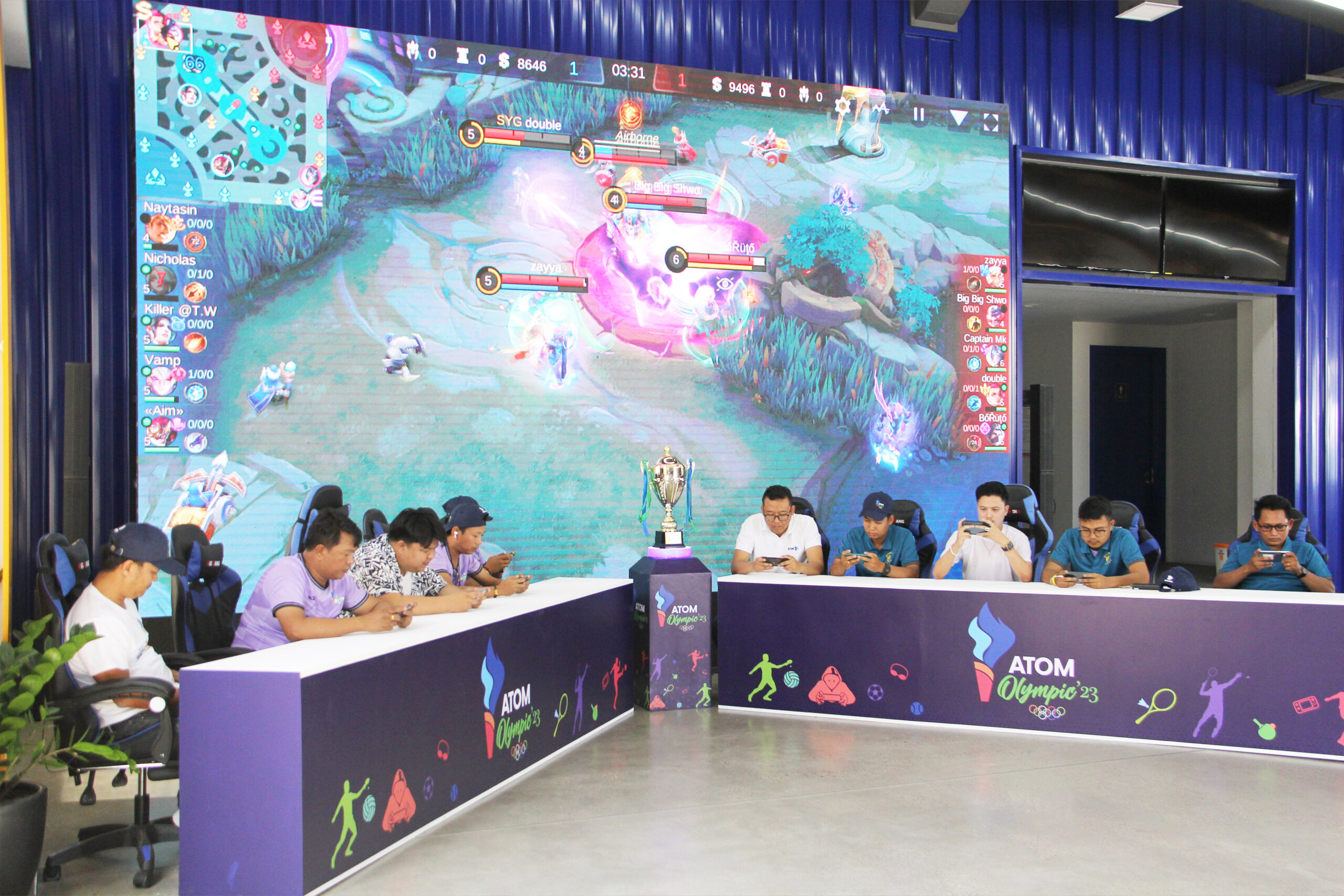 two team playing a mobile game